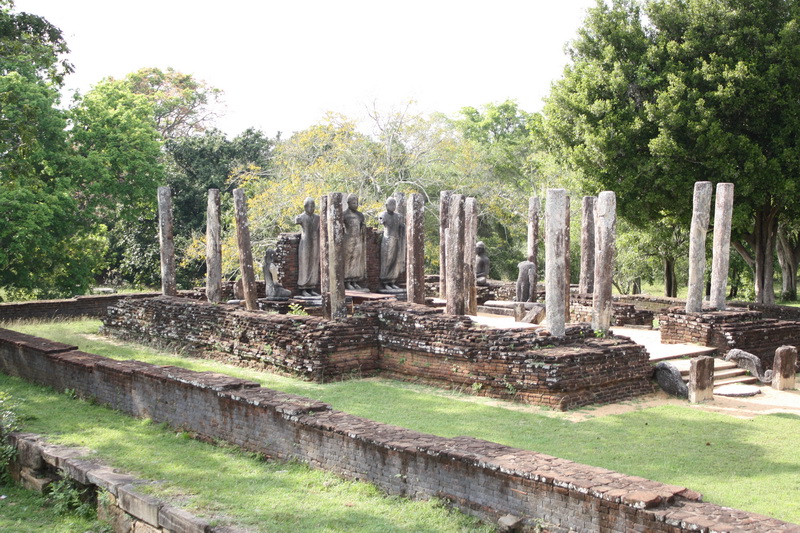 Sri Lanka, Medirigiriya